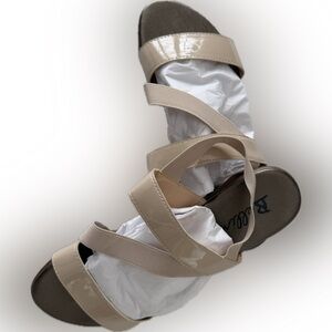 Bellini Size 10 Strappy Women’s Sandal - Casual Comfort